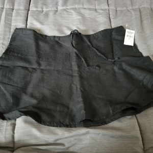 Old Navy skirt size 8 new